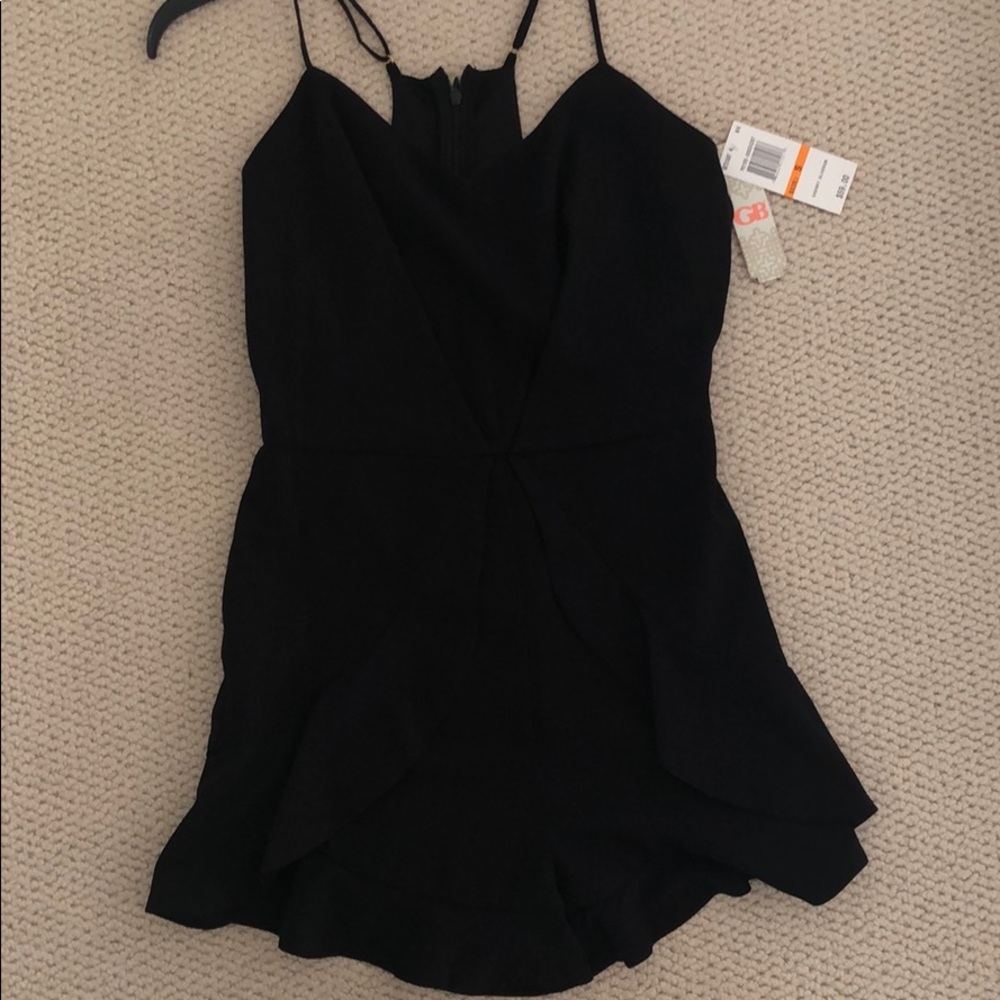 GB black ruffle romper NWT